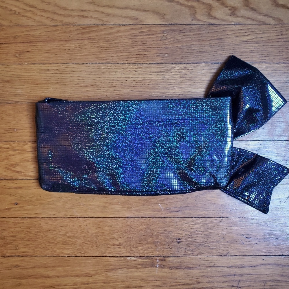 ~3 for $20~ Steve Madden Clutch - Picture 2 of 3